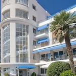Vegas 4*