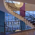 Vegas Hotel