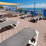 Vegas 4*